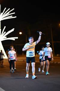 BIB: 
                            <button type="button" onclick="openModal(24076483)" class="btn btn-primary btn-sm float-right btn-popup" data-toggle="modal" data-target=".modal-high-quality">
                        <i class="fas fa-shopping-cart"></i> Add to Cart
                    </button>
                                            <button type="button" onclick="isThisMe(24076483, true)" class="btn btn-success btn-sm float-right btn-popup btn-isme hidden" data-toggle="tooltip" data-placement="bottom" title="นี่คือรูปของคุณใช่ไหม คลิกที่นี่เพื่อเอาเข้าอัลบั้ม">
                        <i class="fas fa-plus"></i> Add to album
                    </button>
                    <button type="button" onclick="isThisMe(24076483, false)" class="btn btn-warning btn-sm float-right btn-popup btn-isnotme hidden">
                        <i class="fas fa-ban"></i> Remove from album
                    </button>